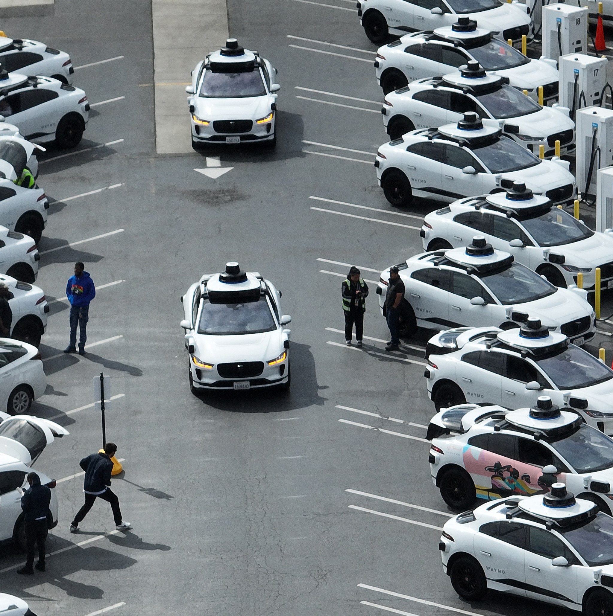 Waymo And Uber Expand Robotaxi Services To Austin Waymo And Uber Expand Robotaxi Services To Austin