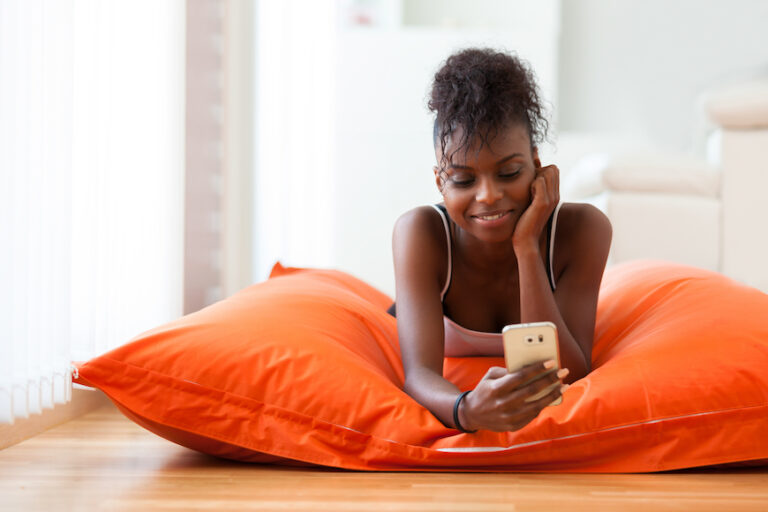 Will Android's Updated Interface Convince Gen Z To Switch? Will Android's Updated Interface Convince Gen Z To Switch?