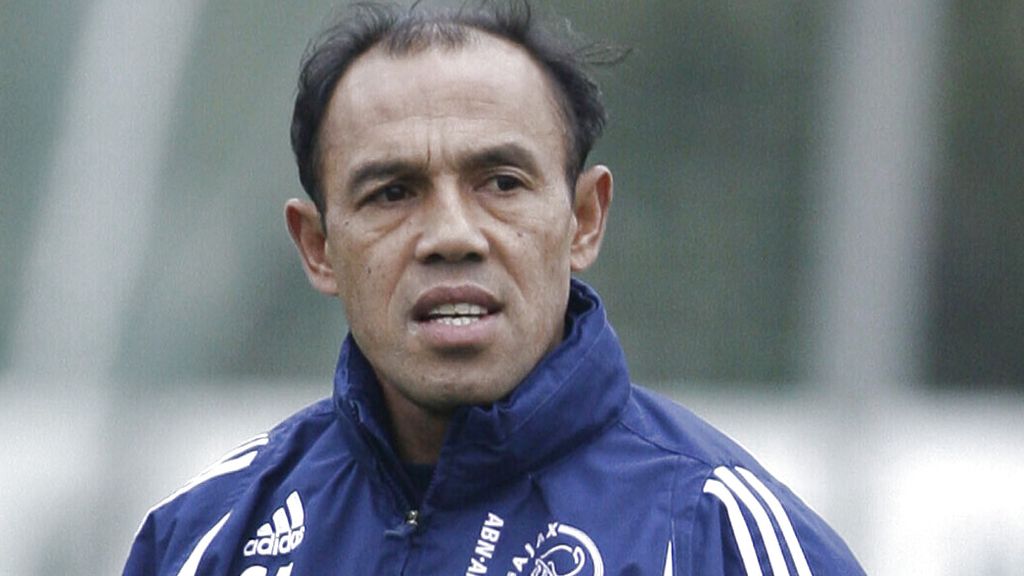 Woede Bij Clubicoon: Ajax Negeert Hem Volledig Woede Bij Clubicoon: Ajax Negeert Hem Volledig