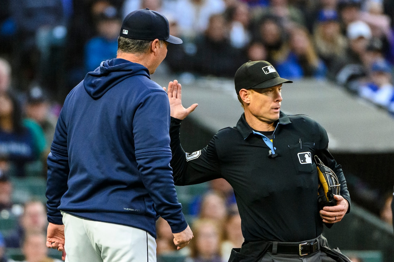 Yankees Broadcaster Under Fire For Mariners Remark Yankees Broadcaster Under Fire For Mariners Remark